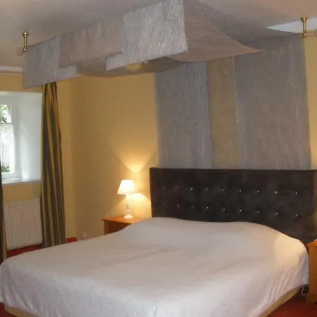 Hotel Logis Yseria - Historical Center