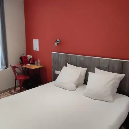 Hotel Logis Yseria - Historical Center