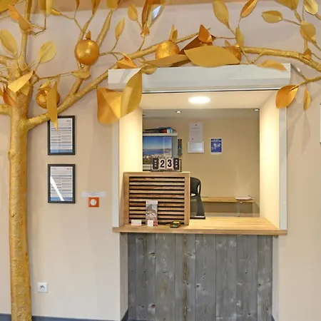 Hotel Logis Yseria - Historical Center
