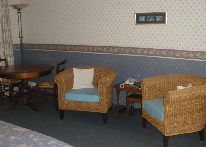 Hotel Logis Yseria - Historical Center Agde